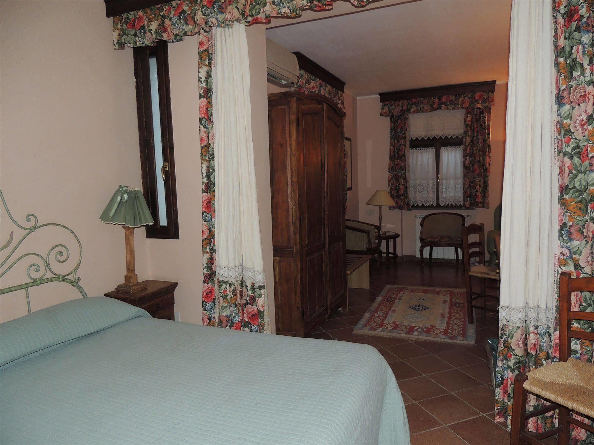 Country Relais I Due Laghi Villa Anguillara Sabazia Bagian luar foto