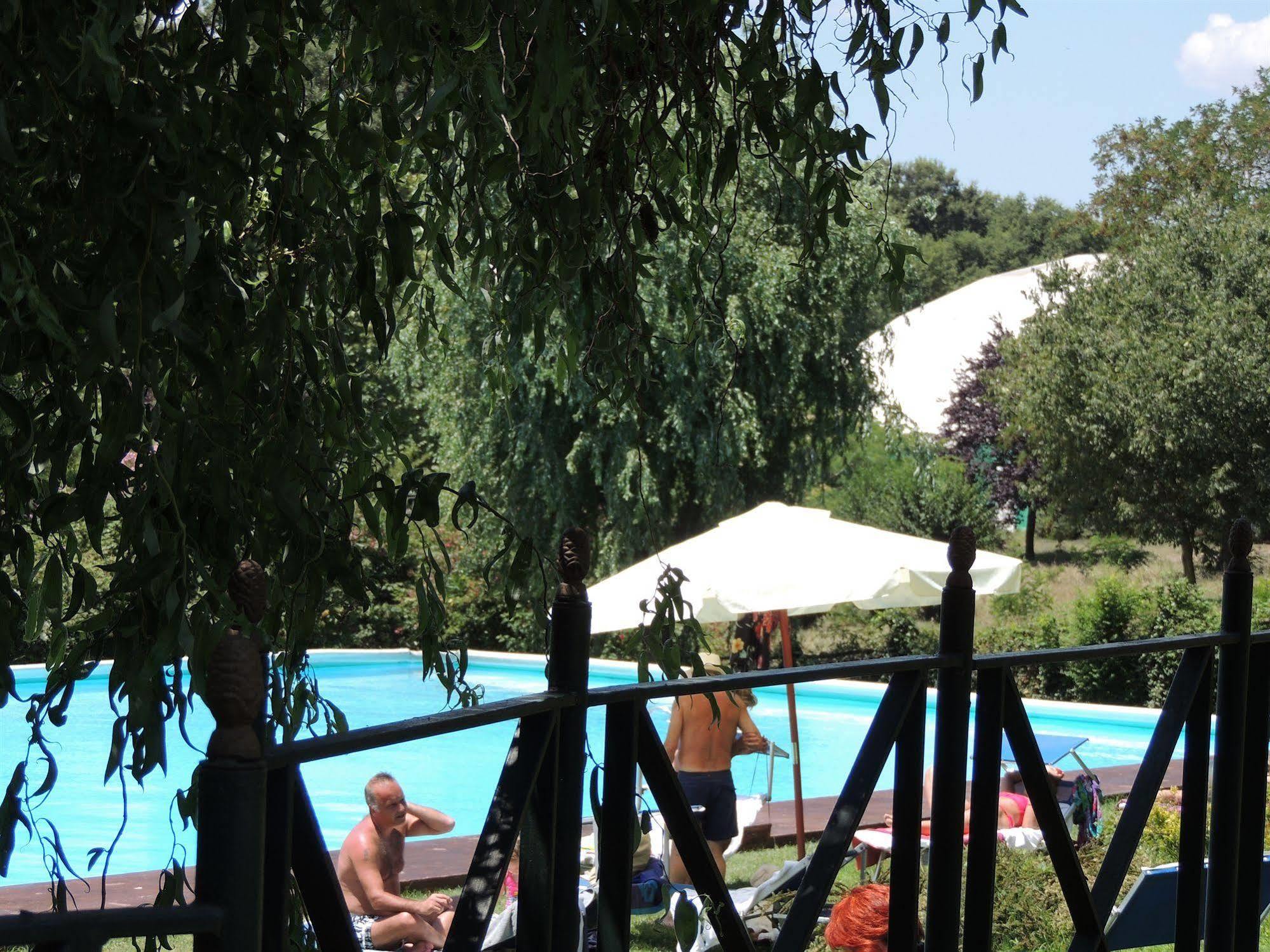 Country Relais I Due Laghi Villa Anguillara Sabazia Bagian luar foto