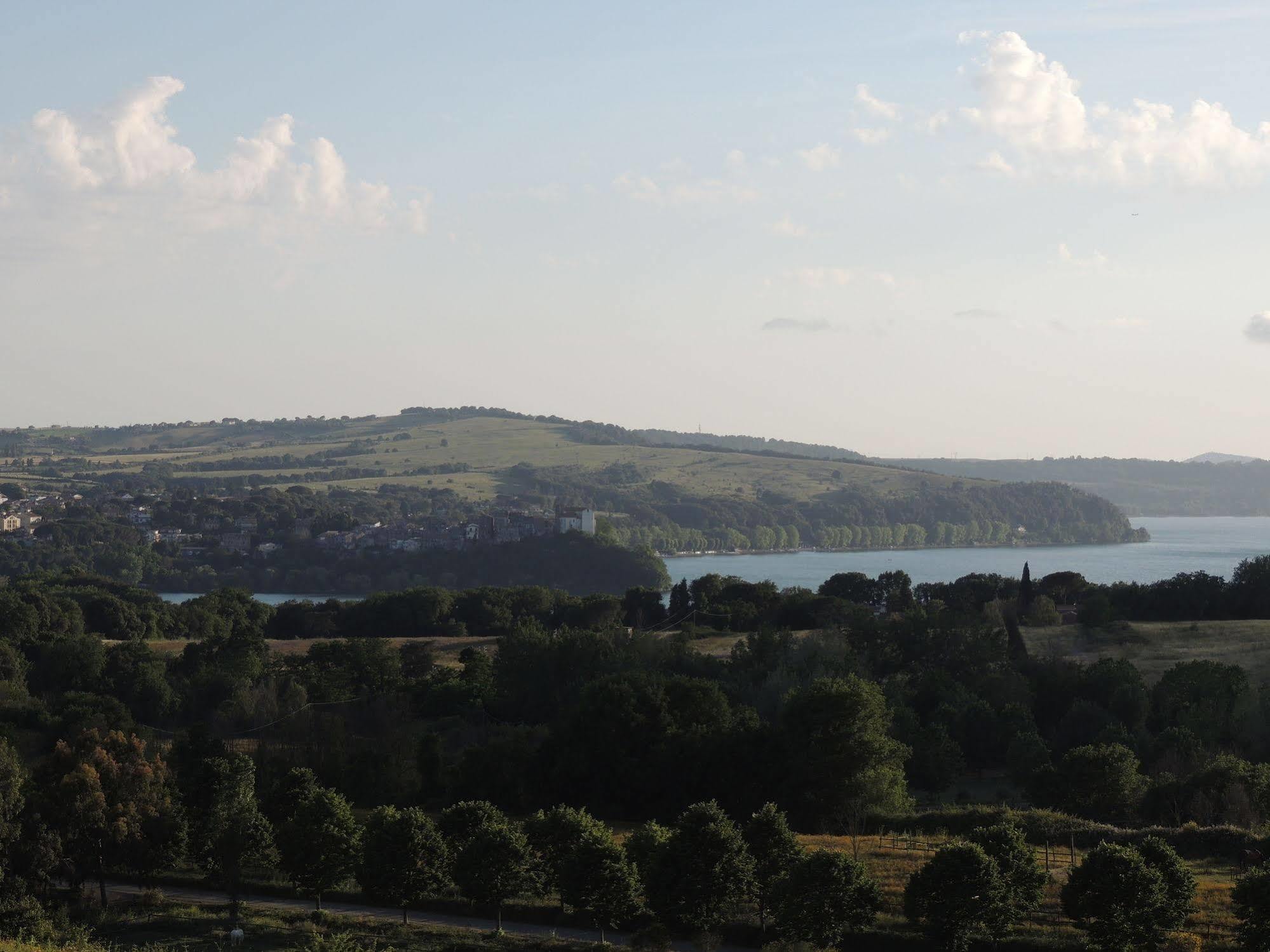 Country Relais I Due Laghi Villa Anguillara Sabazia Bagian luar foto